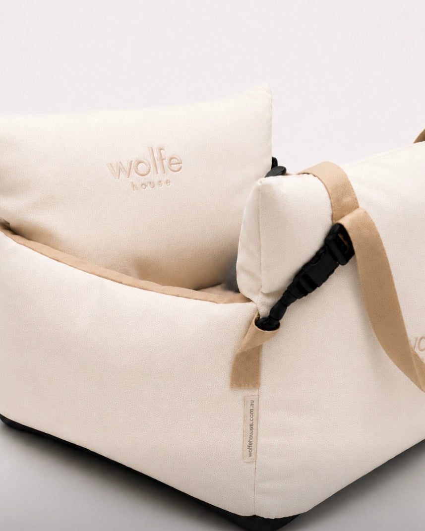 The Travel Bed in Sand